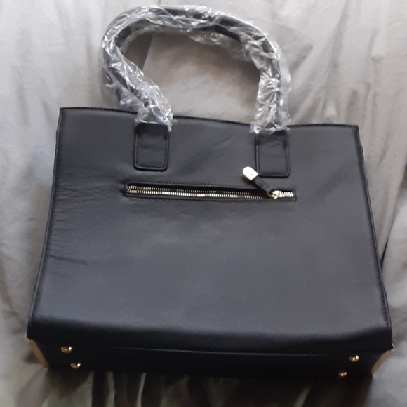 Purse - Picture 2 of 4